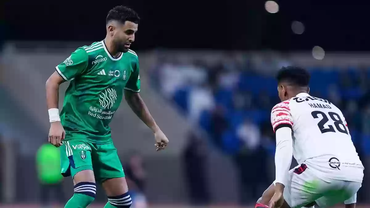 صدمة من جماهير الأهلي السعودي بعد التعادل مع الرائد