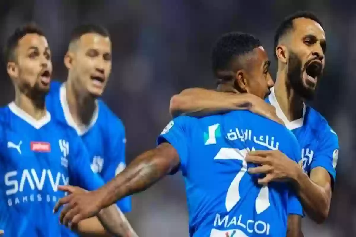 ما بين الرائد والهلال