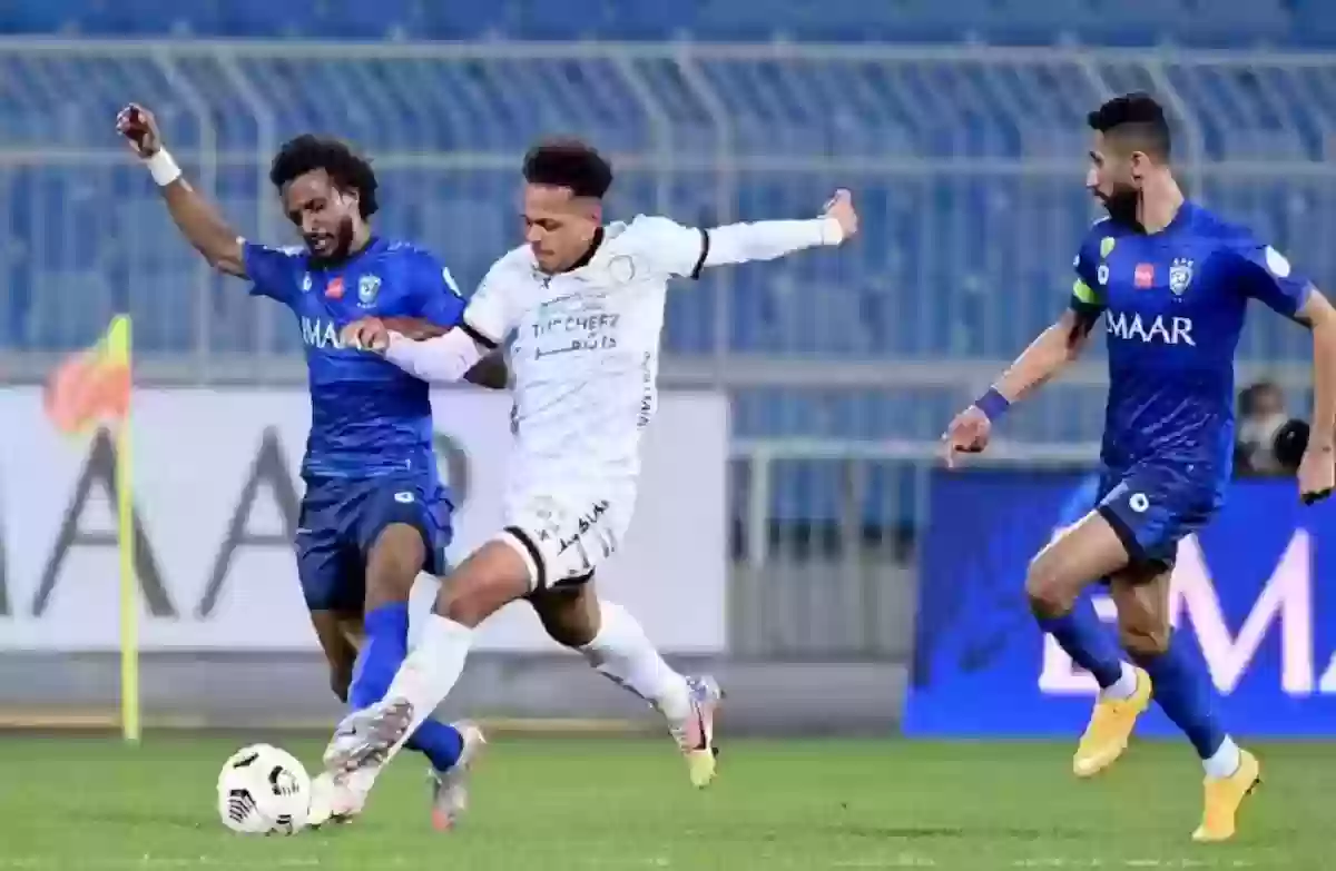 مفاجأة كبرى تحدث قبل ديربي الشباب والهلال