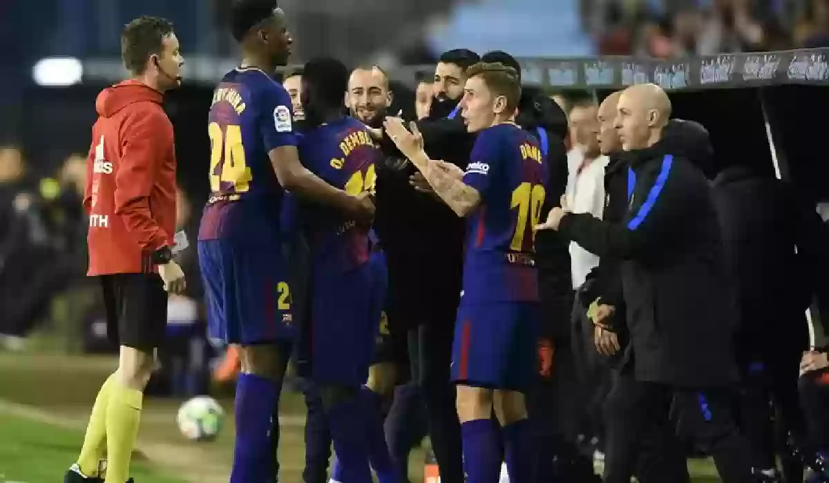 سخر منه ميسي .. دوري روشن السعودي يُفاوض نجم برشلونة السابق.